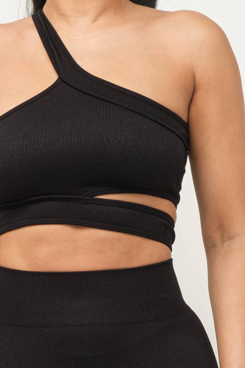 Well-in Vogue Cut Out One Shoulder Strap Top And Shorts Set
