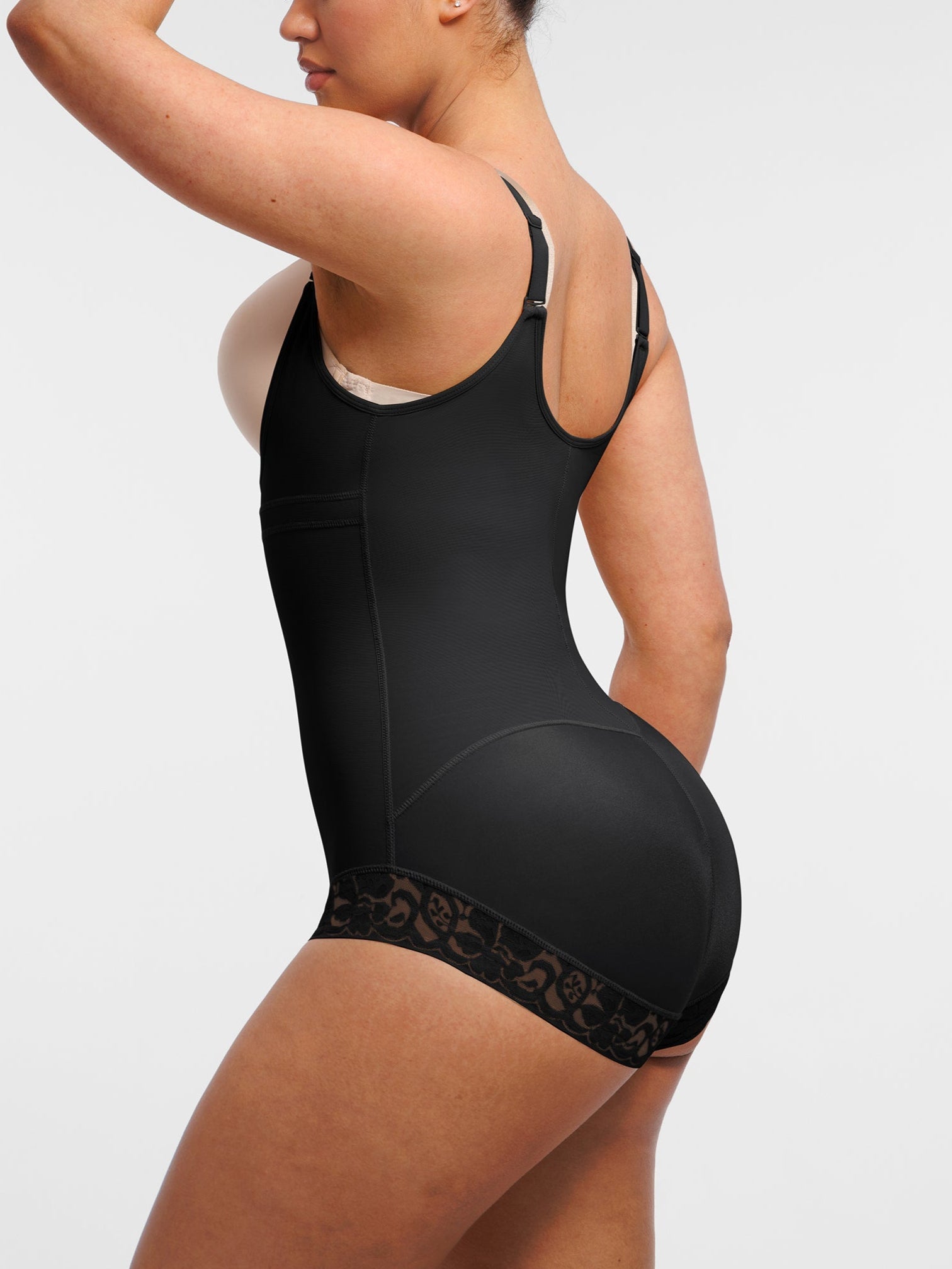 Well-in Vogue U-shaped Bust Lifting Front Zipper Lace Shapewear